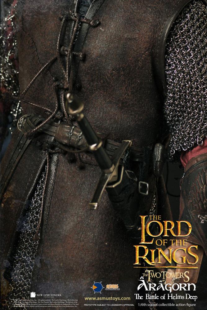 aragorn at helms deep the lord of the rings gallery f b d cf