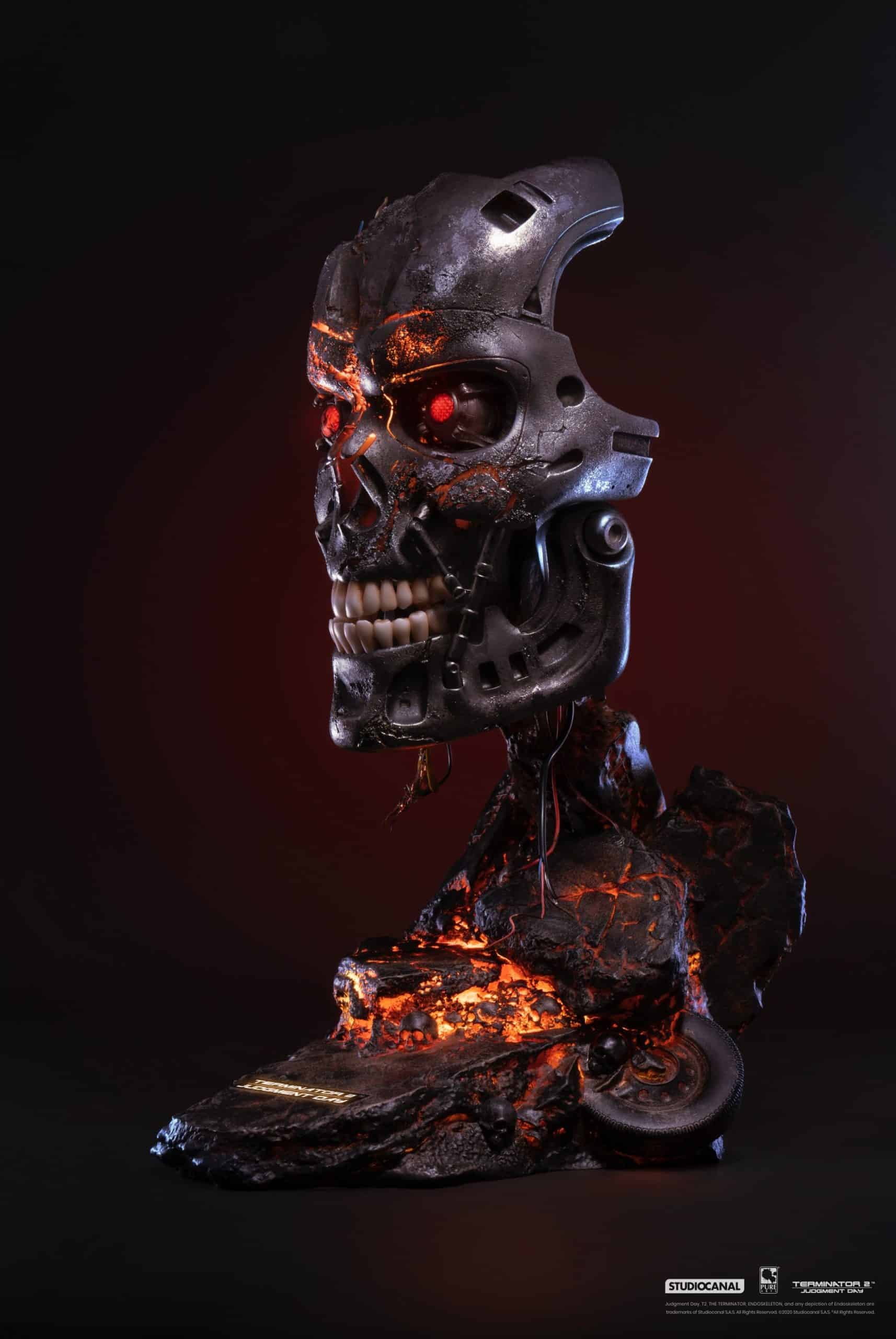 T-800 Battle Damaged Endoskeleton Life-Size Bust