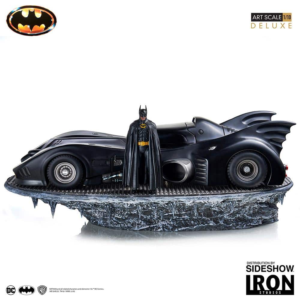 Batman and Batmobile Deluxe Set