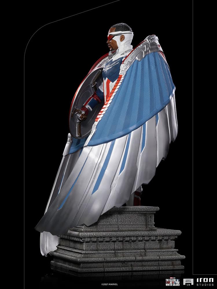 captain america sam wilson complete version marvel gallery d c