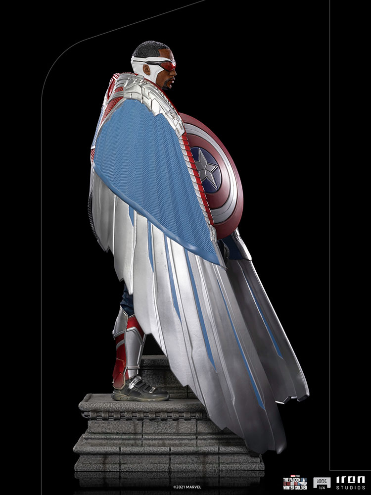 captain america sam wilson complete version marvel gallery d cd d