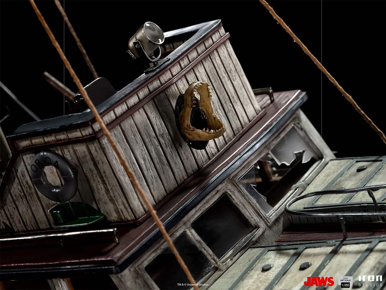 jaws attack jaws gallery c d ede