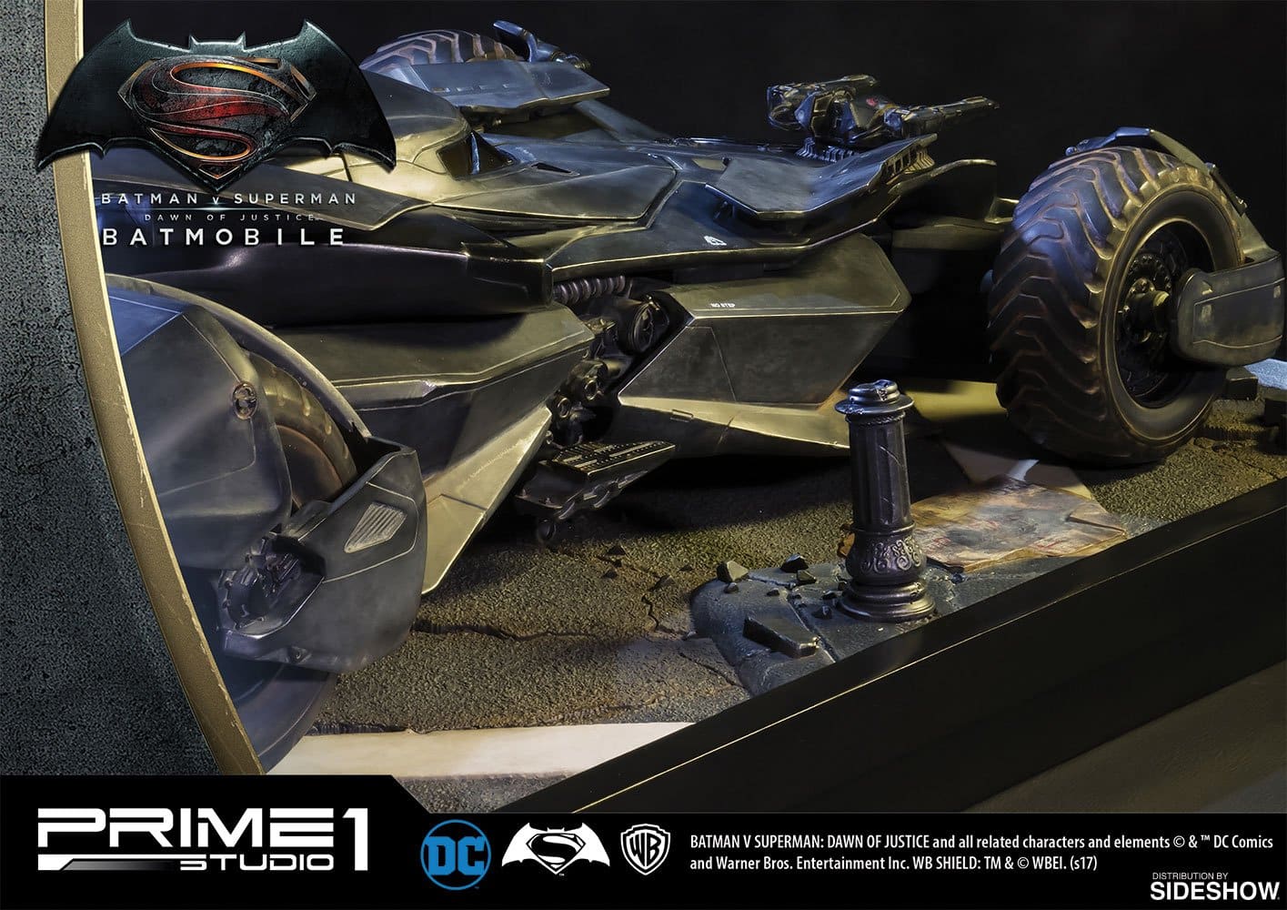 the-batmobile_dc-comics_gallery_5c4d4fd7d0b2c.jpg the batmobile dc comics gallery c d fd d b c