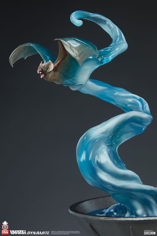 vampirella-13-scale-statue_vampirella_gallery_6138f3b49fab1.jpg vampirella scale statue vampirella gallery f b fab