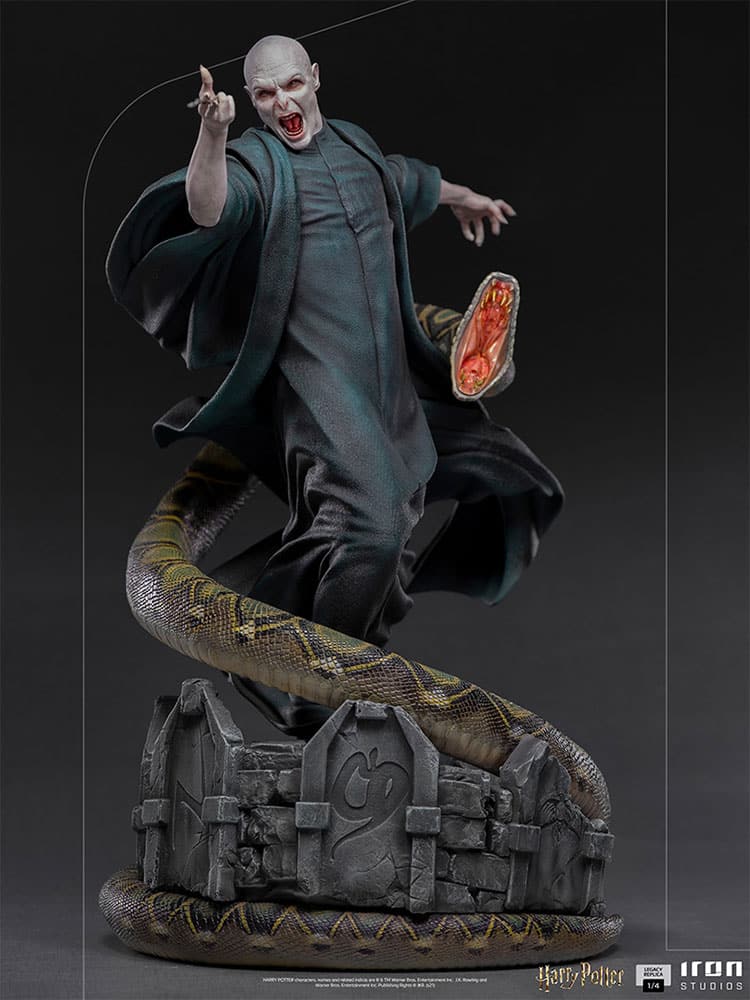 Harry Potter Voldemort And Nagini Legacy Replica Statue