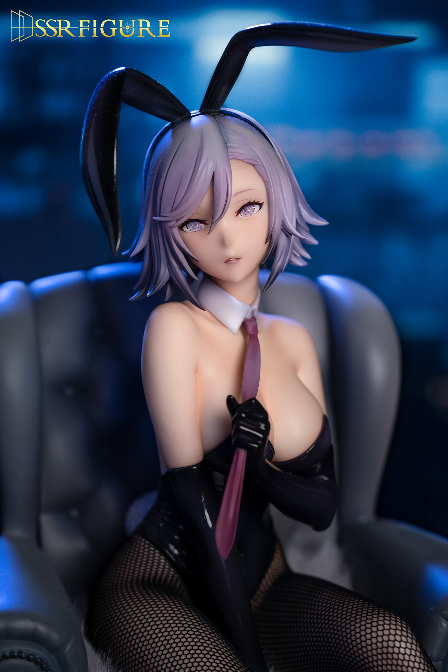 Yi Ren Guan House of Unhumans SSR Yu Cong Xiao Figure Bunny Version Yi Ren Guan House of Unhumans SSR Yu Cong Xiao Figure Bunny Version