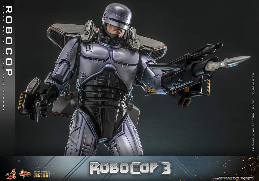 RoboCop Sixth Scale Figure