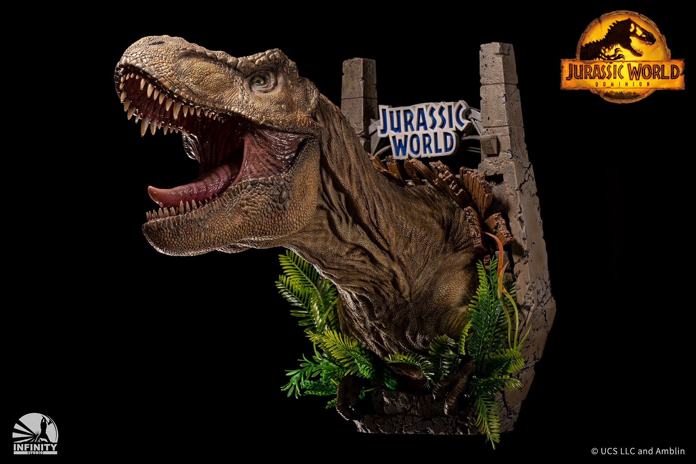 Jurassic World Dominion Tyrannosaurus Rex Wall-Mounted Bust
