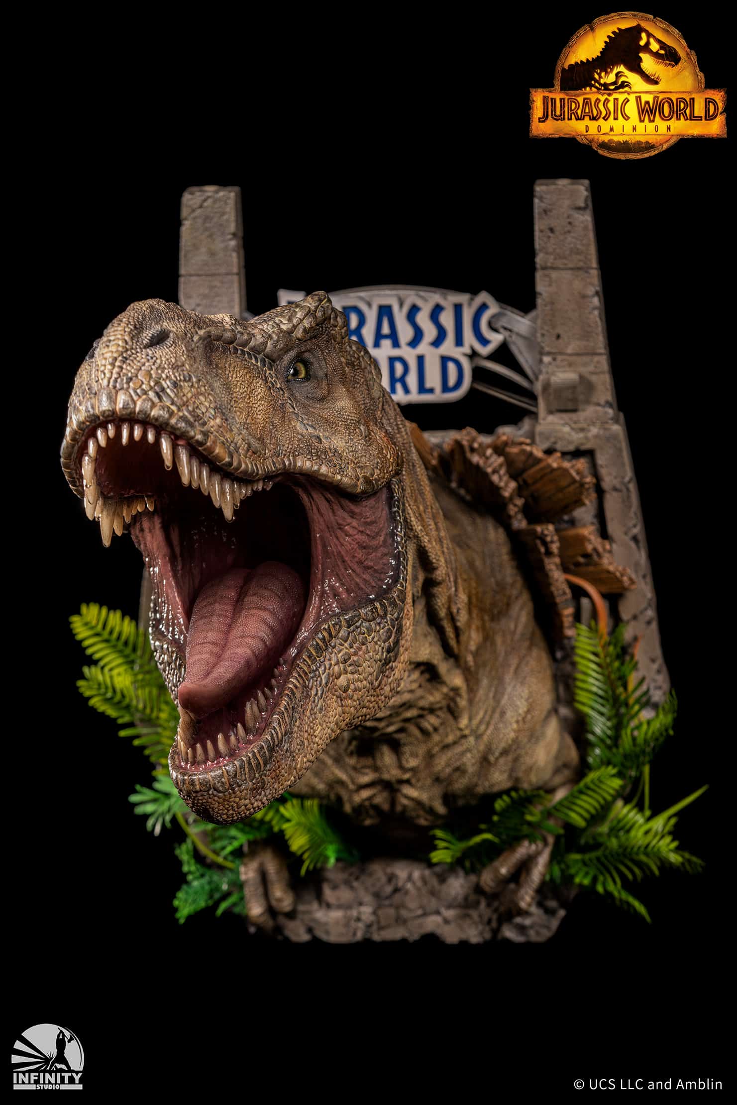 Jurassic World Dominion Tyrannosaurus Rex Wall-Mounted Bust