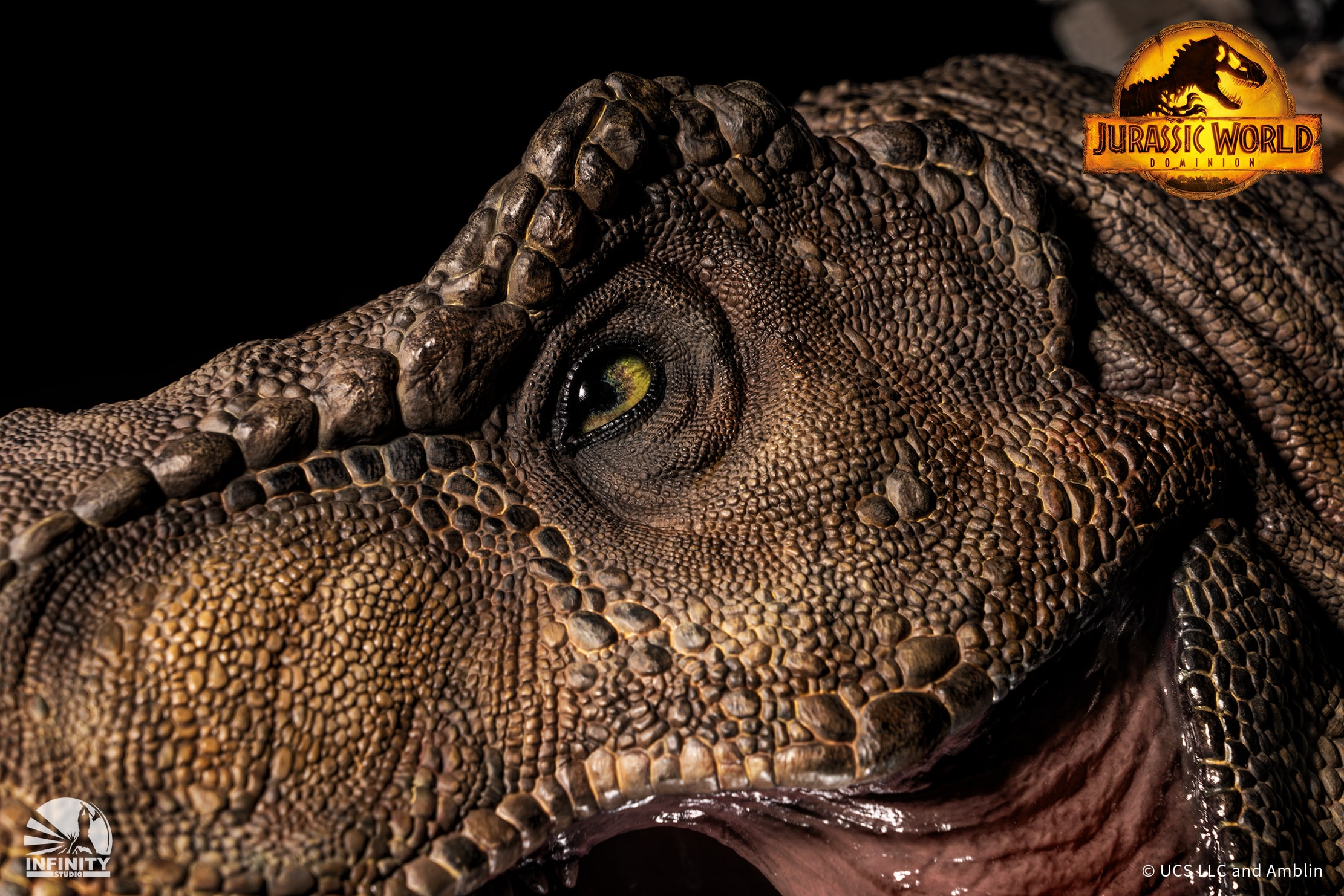 Jurassic World Dominion Tyrannosaurus Rex Wall-Mounted Bust