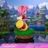 Sonic The Hedgehog Amy Rose Statue