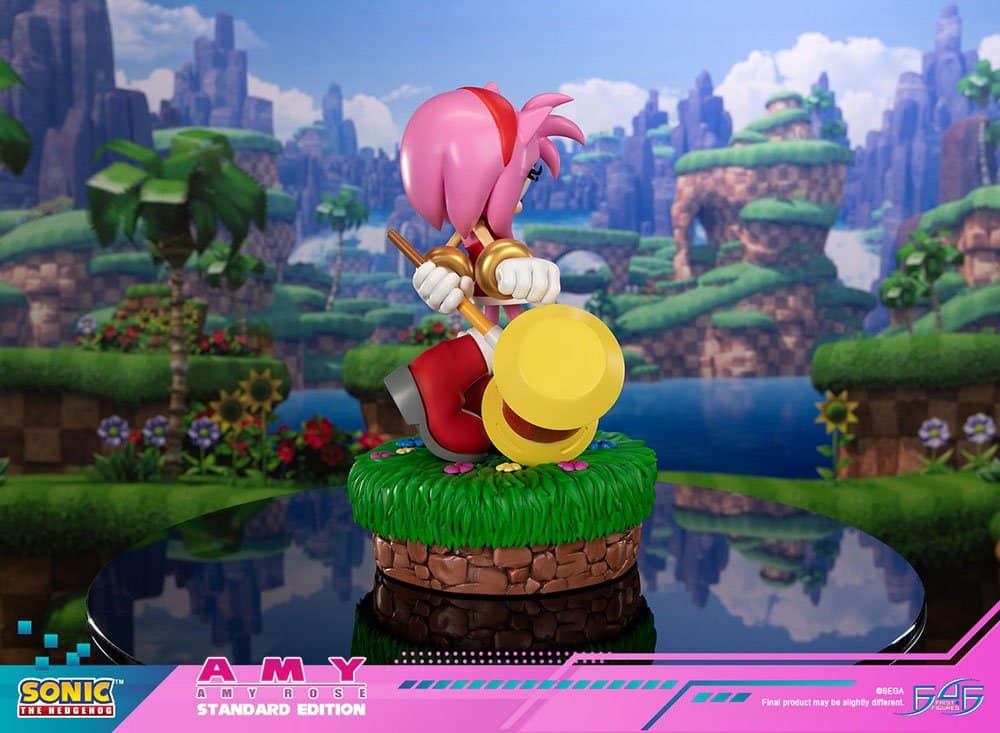 Sonic The Hedgehog Amy Rose Statue