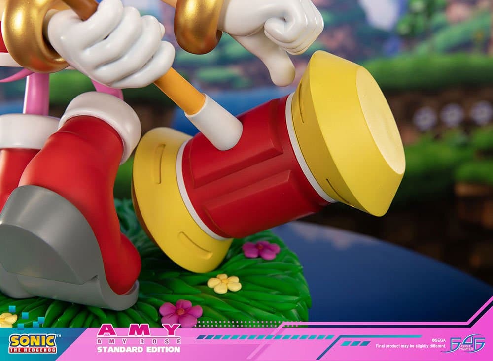 Sonic The Hedgehog Amy Rose Statue