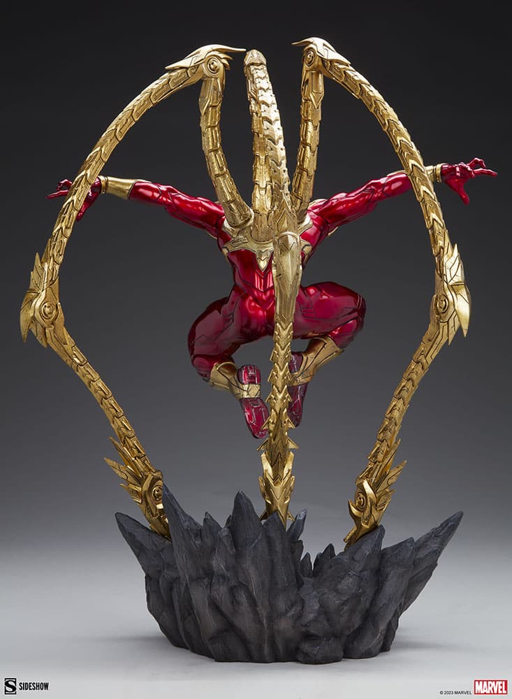iron spider man premium format figure marvel gallery d d d