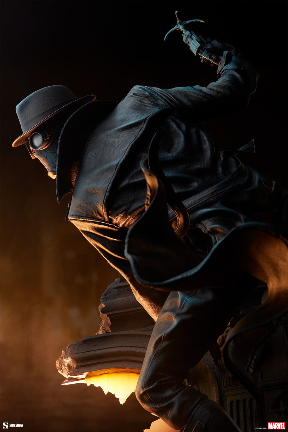 spider-man-noir-premium-format-figure_marvel_gallery_64382f95480a2