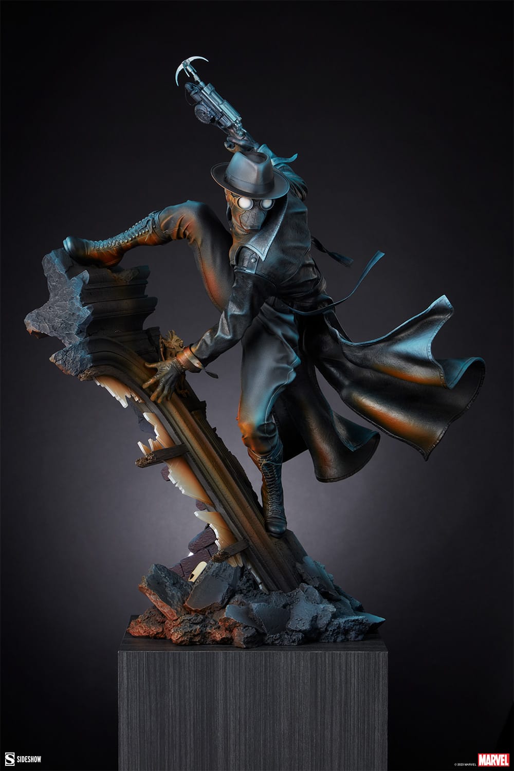 spider-man-noir-premium-format-figure_marvel_gallery_64382f9686b70