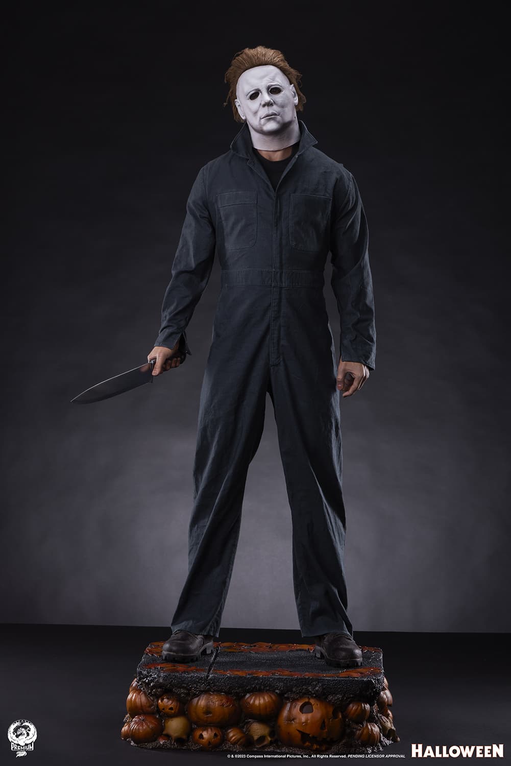 michael-myers-12-scale-statue-by-pcs_halloween_gallery_653ffb40d0ff4