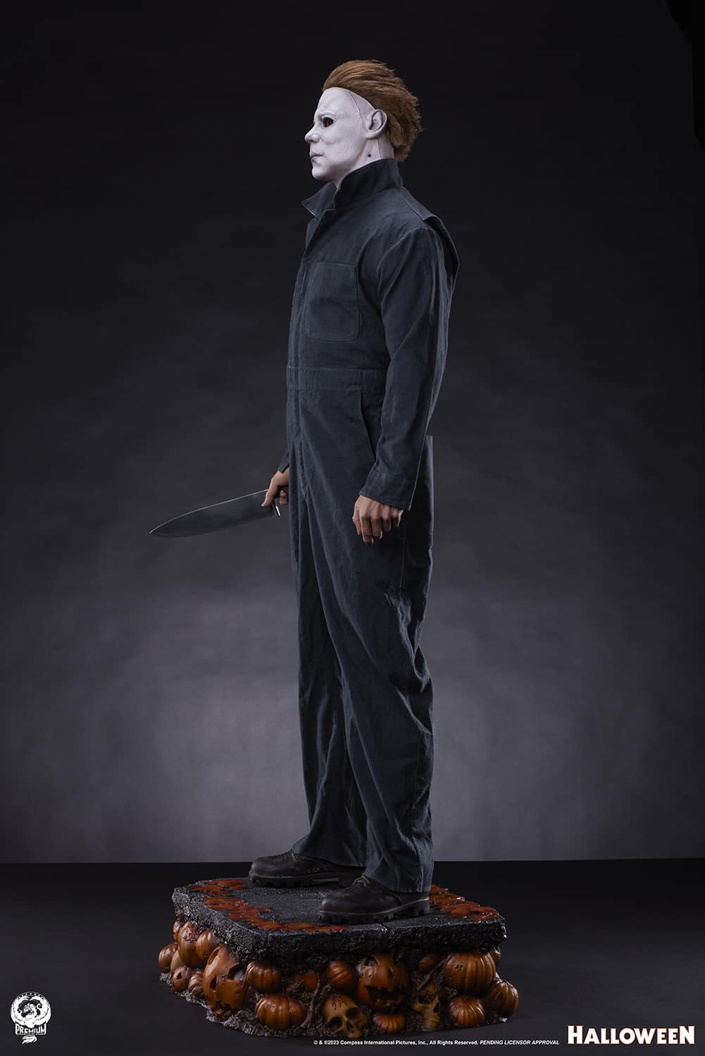 michael-myers-12-scale-statue-by-pcs_halloween_gallery_653ffb4199ab6