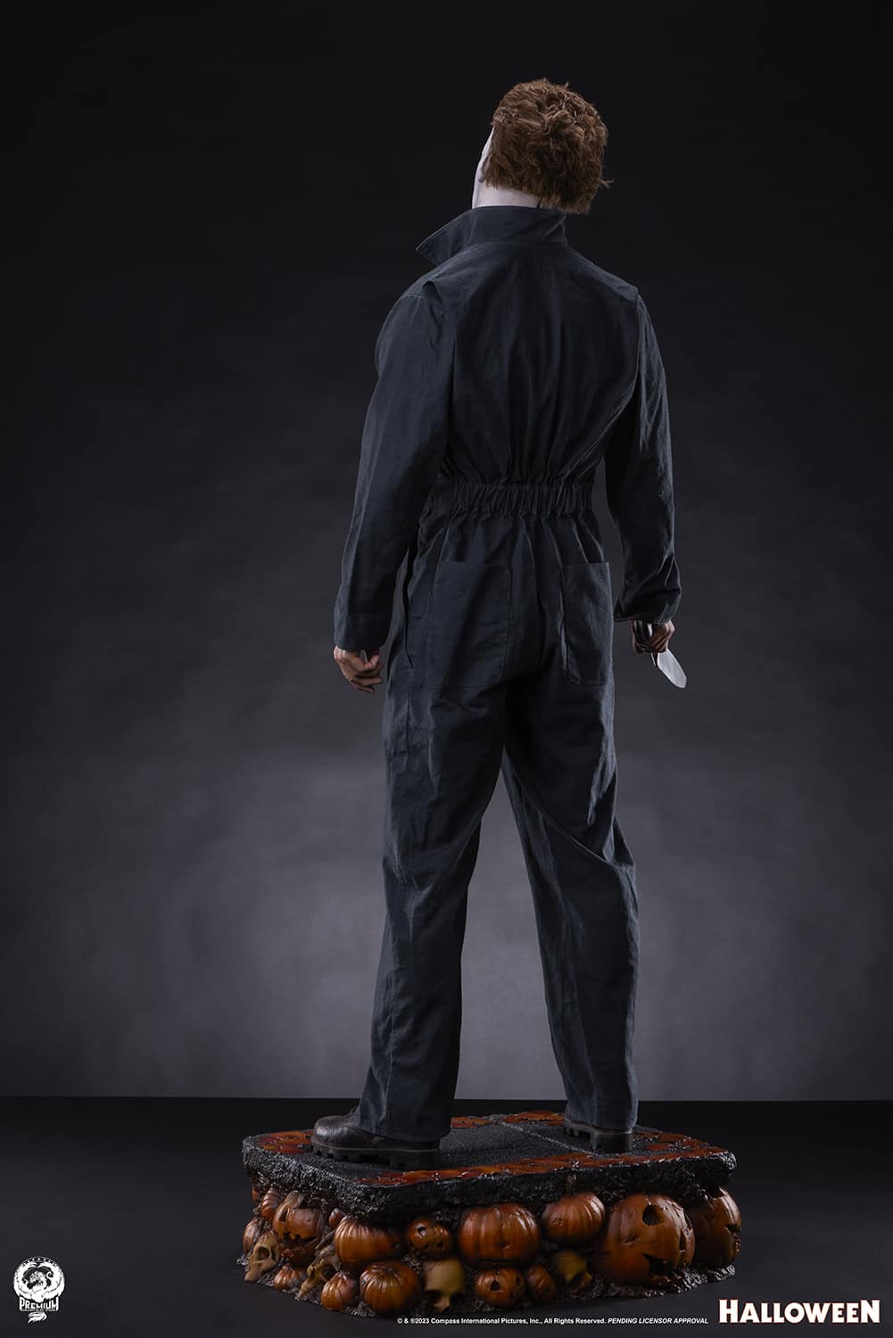 michael-myers-12-scale-statue-by-pcs_halloween_gallery_653ffb42061f6