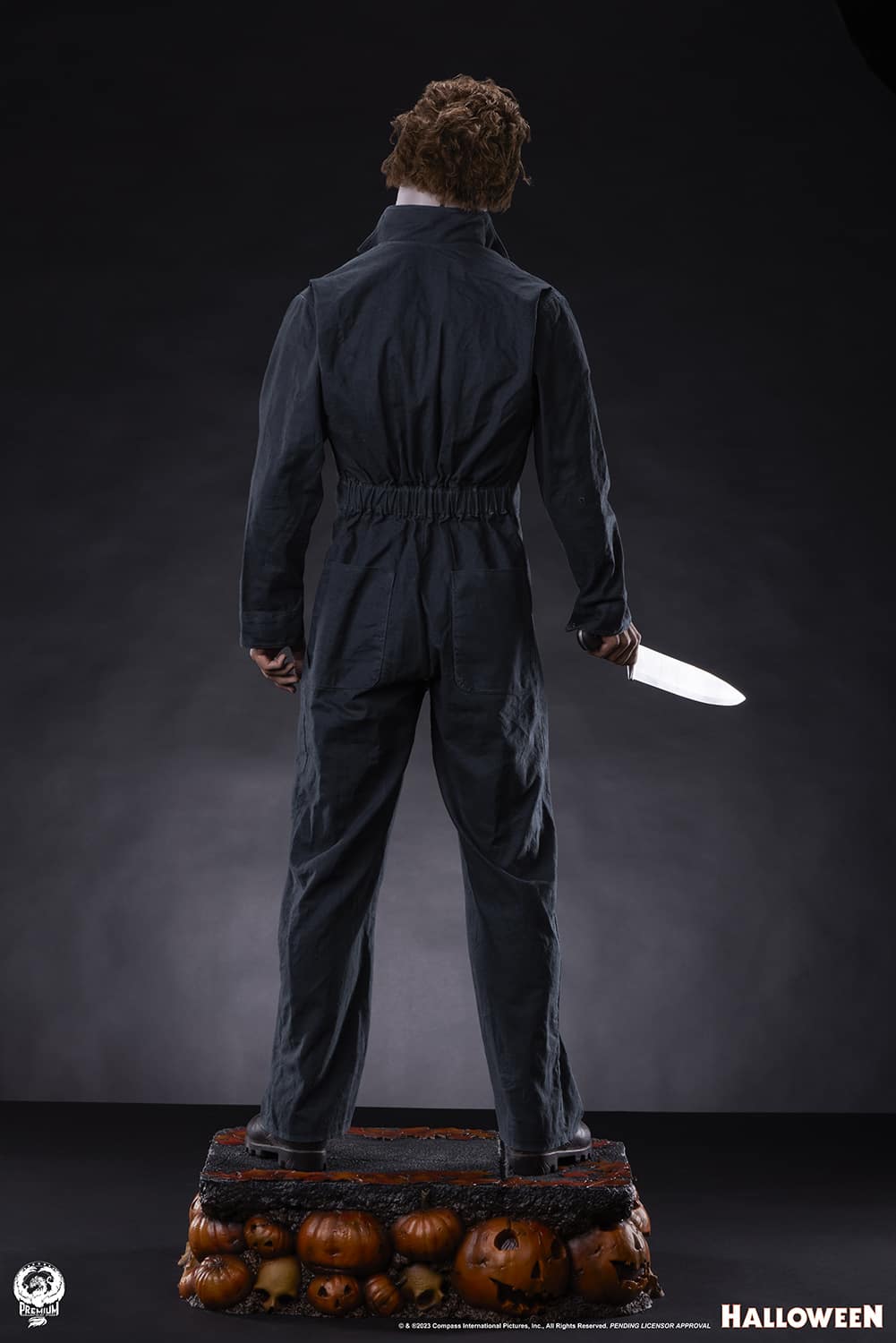 michael-myers-12-scale-statue-by-pcs_halloween_gallery_653ffb42698a0