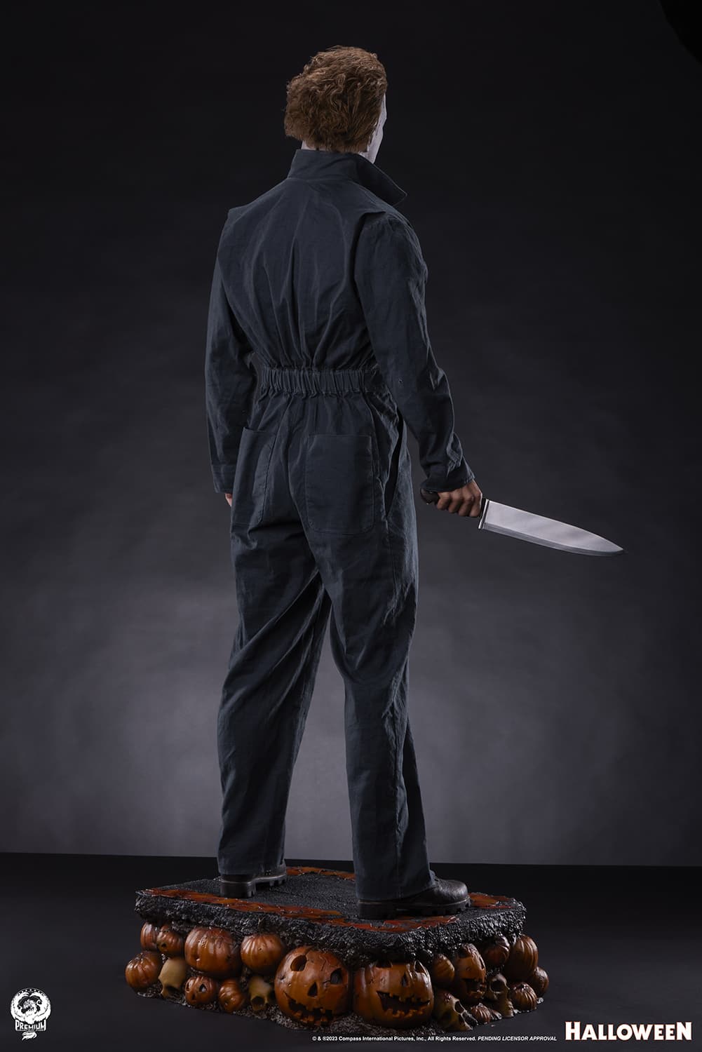michael-myers-12-scale-statue-by-pcs_halloween_gallery_653ffb42ce042