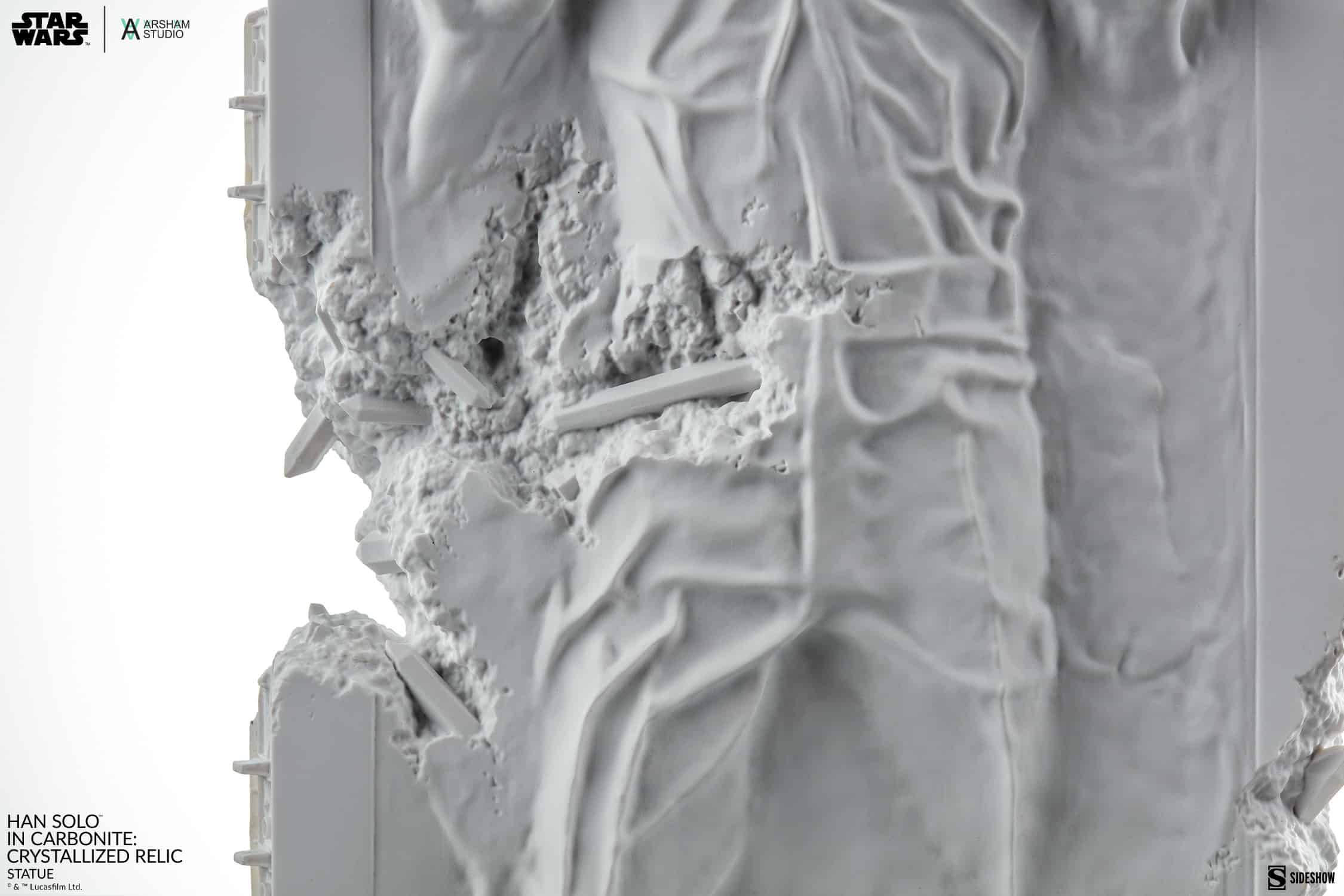 han-solo-in-carbonite-crystallized-relic-statue_star-wars_gallery_656fce51b7224