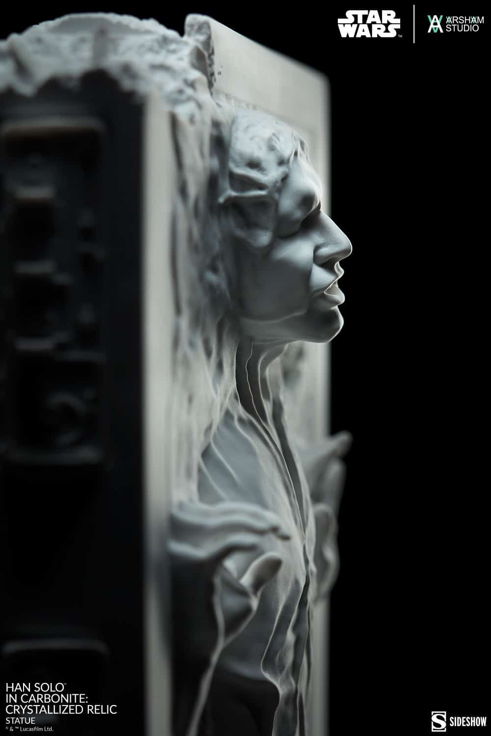 han-solo-in-carbonite-crystallized-relic-statue_star-wars_gallery_656fce5408887