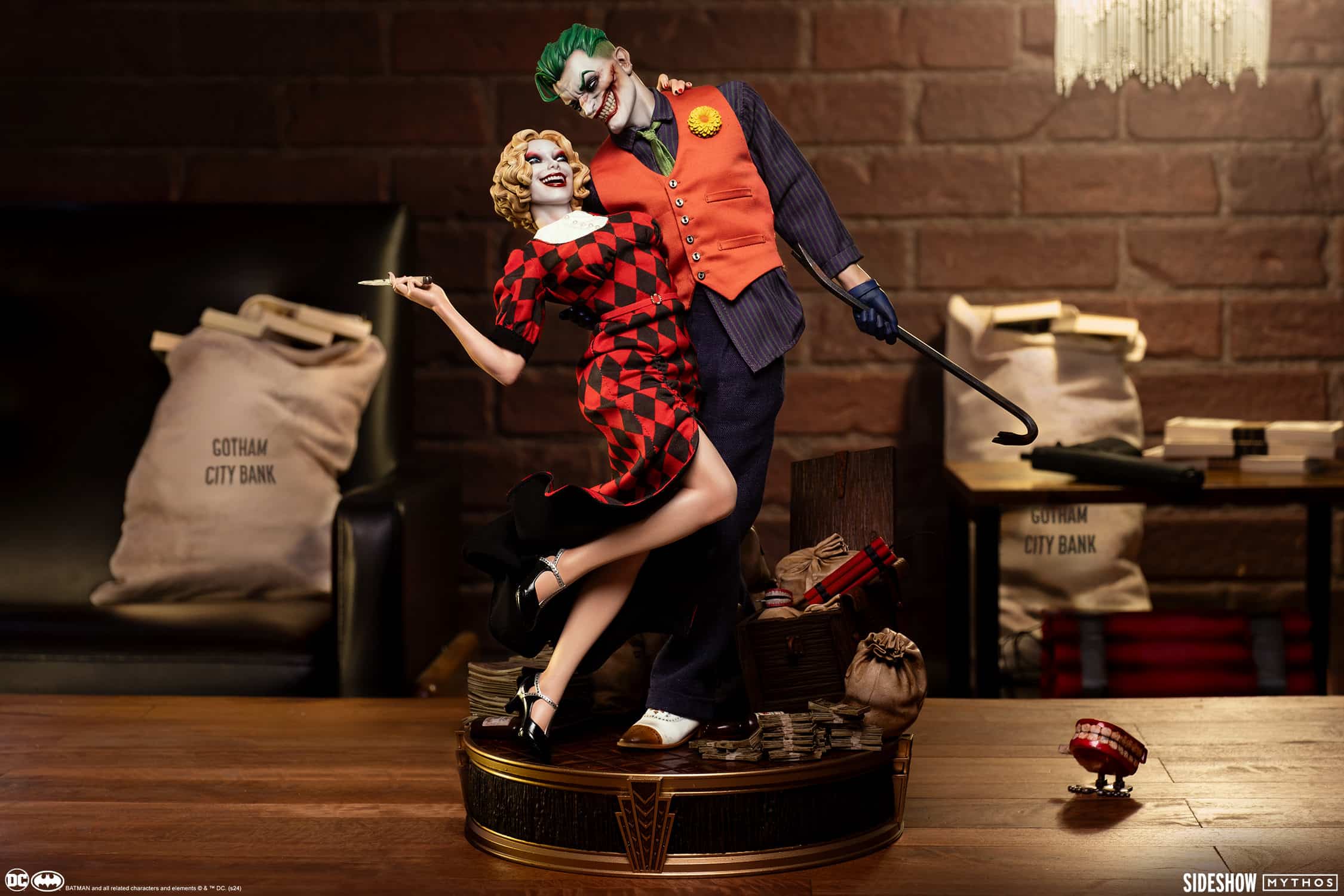 Sideshow Collectibles The Joker and Harley Quinn Lawless Love Statue Mythos DC Limited Collectible