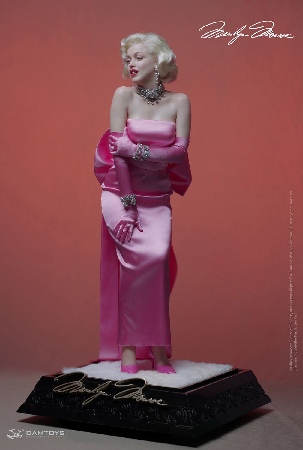 marilyn-monroe__gallery_66df5f88c3ea9