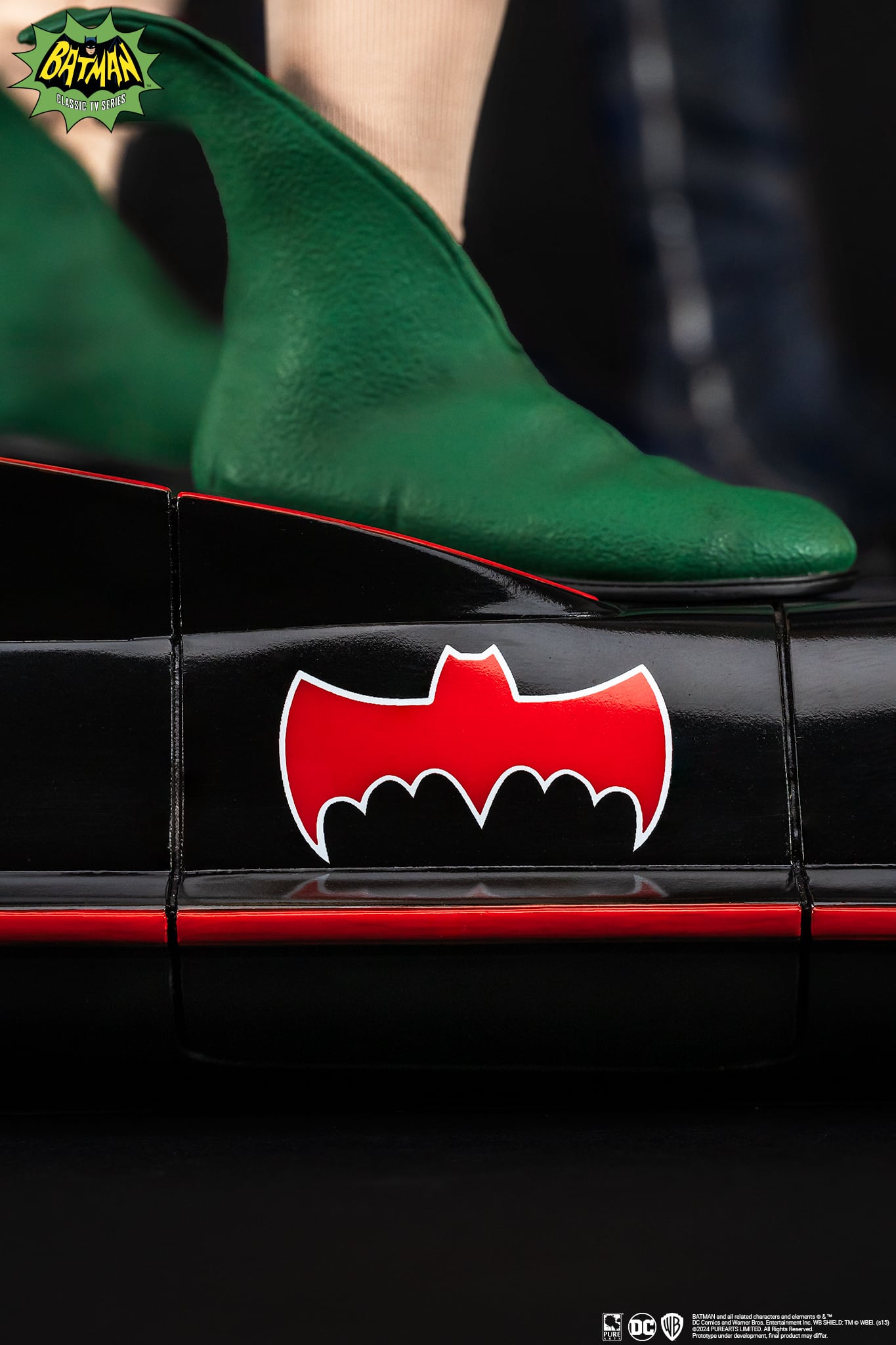 BLK BKG10_Batman & Robin 1_4 Scale Diorama - PureArts
