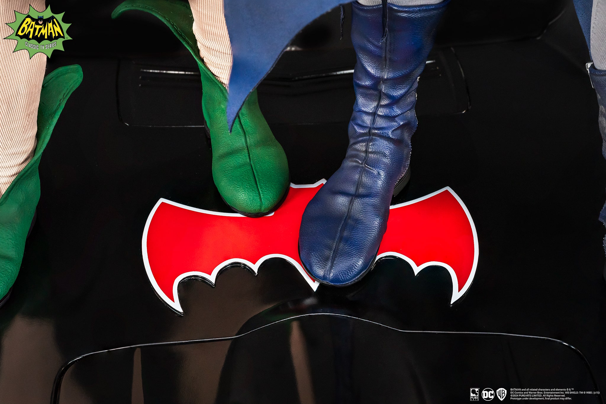 BLK BKG13_Batman & Robin 1_4 Scale Diorama - PureArts
