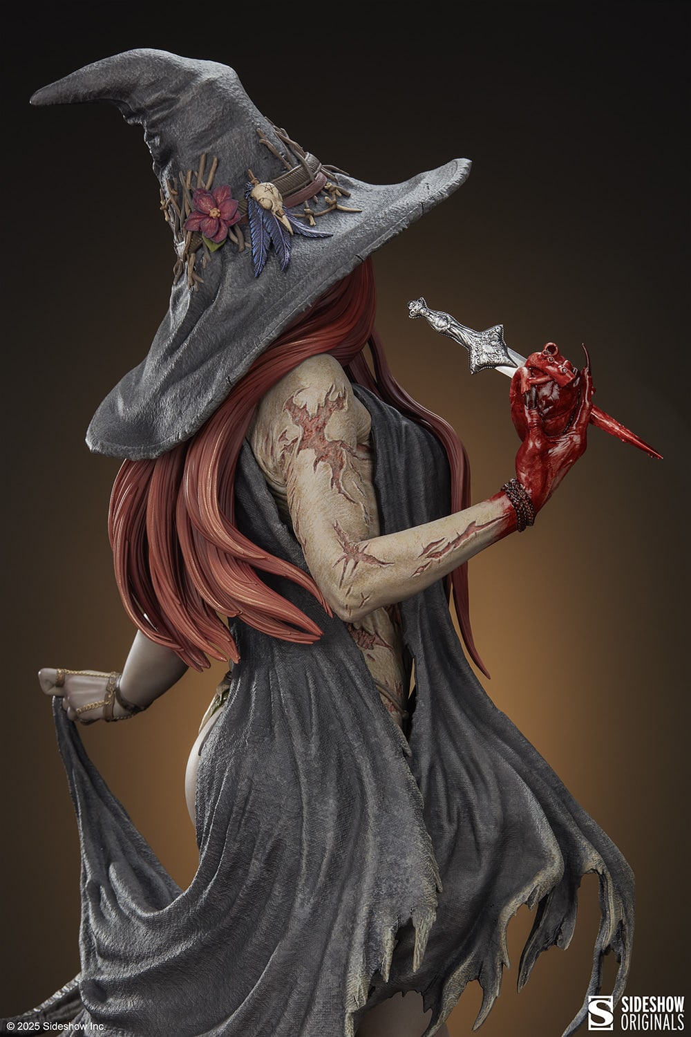 sideshow-collectibles-sideshow-originals-witch-of-the-woods-premium-format-figure-gallery-67d9c80b3d9d2