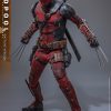 hot-toys-marvel-deadpool-battling-version-sixth-scale-figure-gallery-67dc54e7ba759