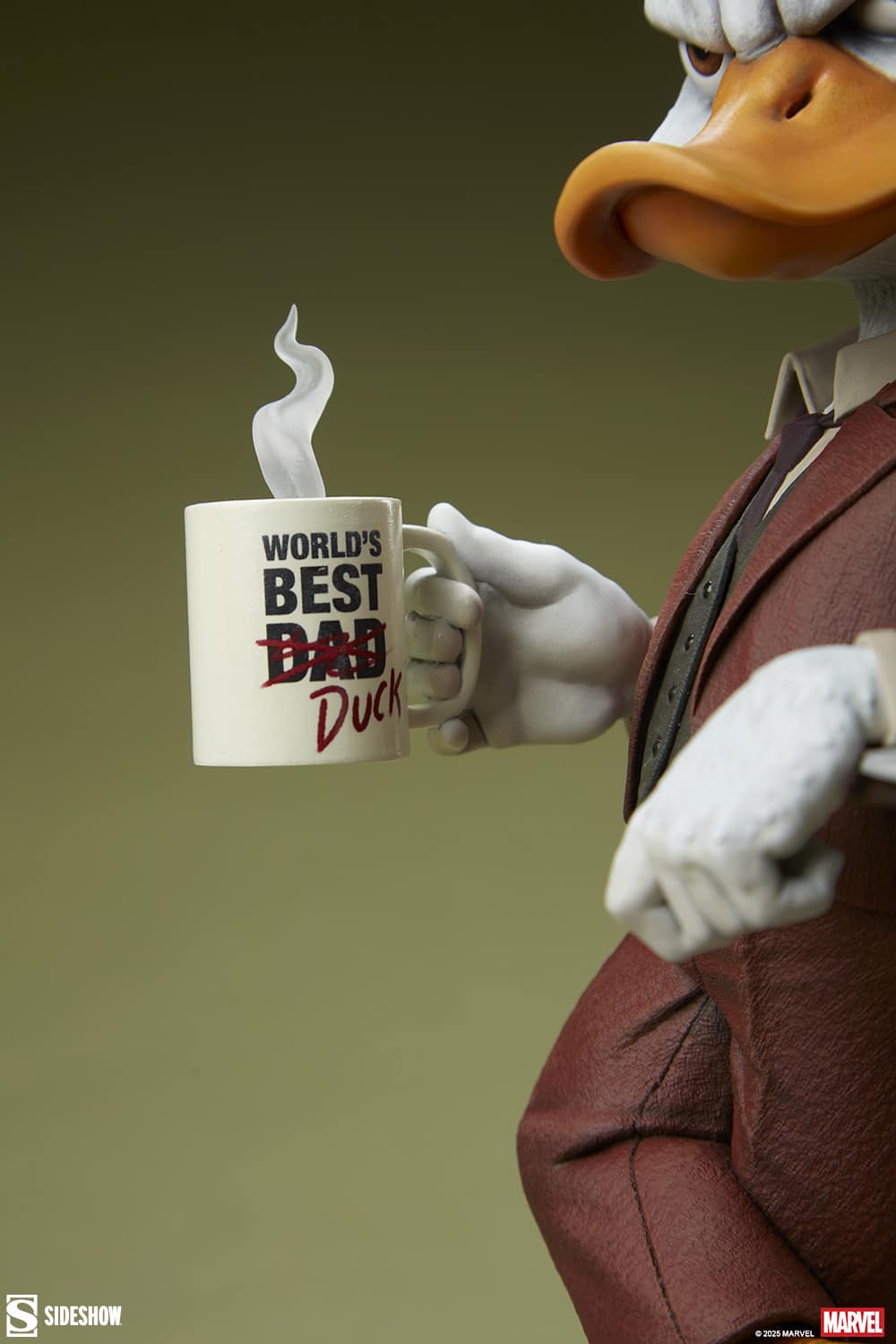 sideshow-collectibles-marvel-howard-the-duck-premium-format-figure-gallery-689ccdafb7e05