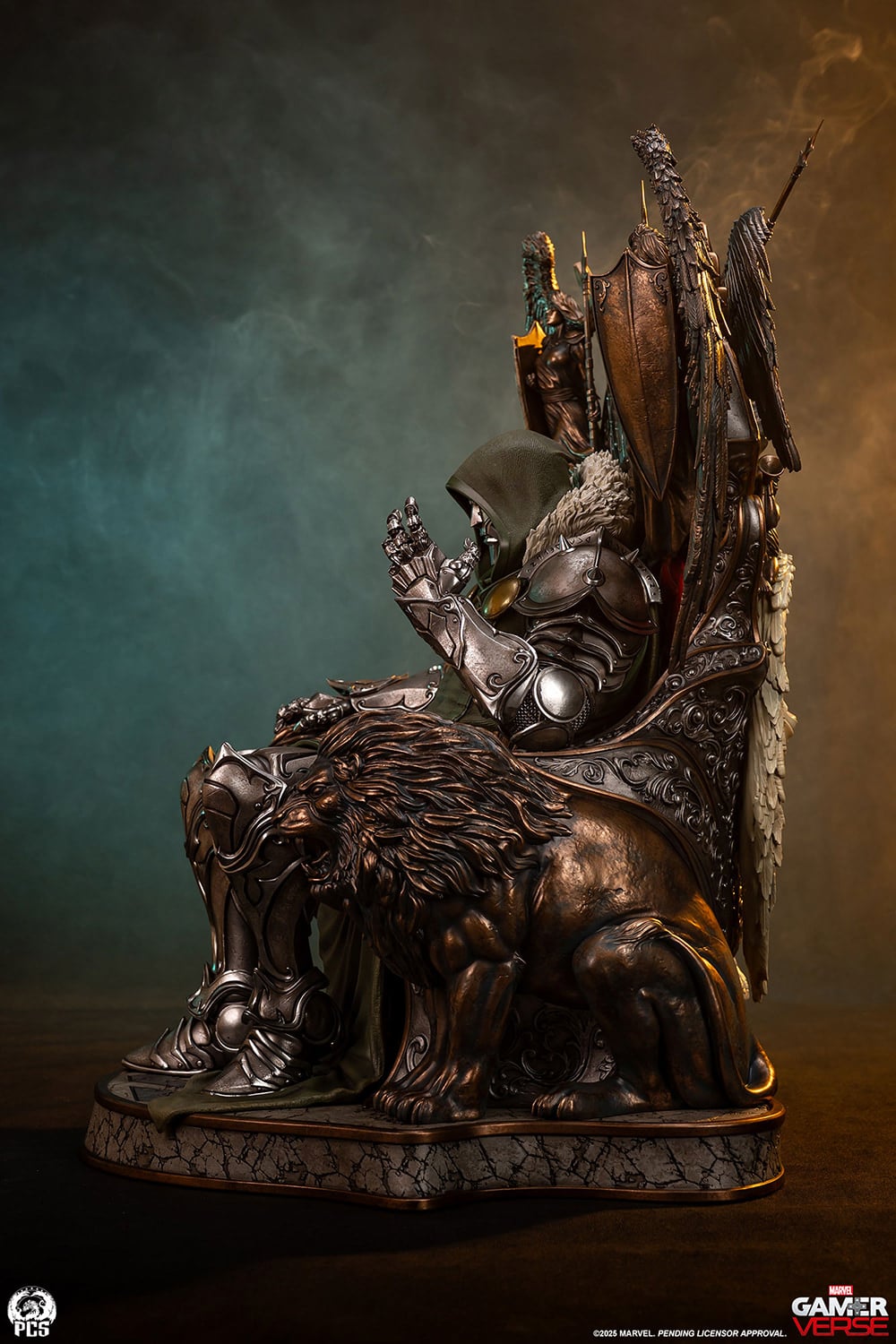 pcs-marvel-dr-doom-1-3-scale-statue-gallery-68d4517b81dcc