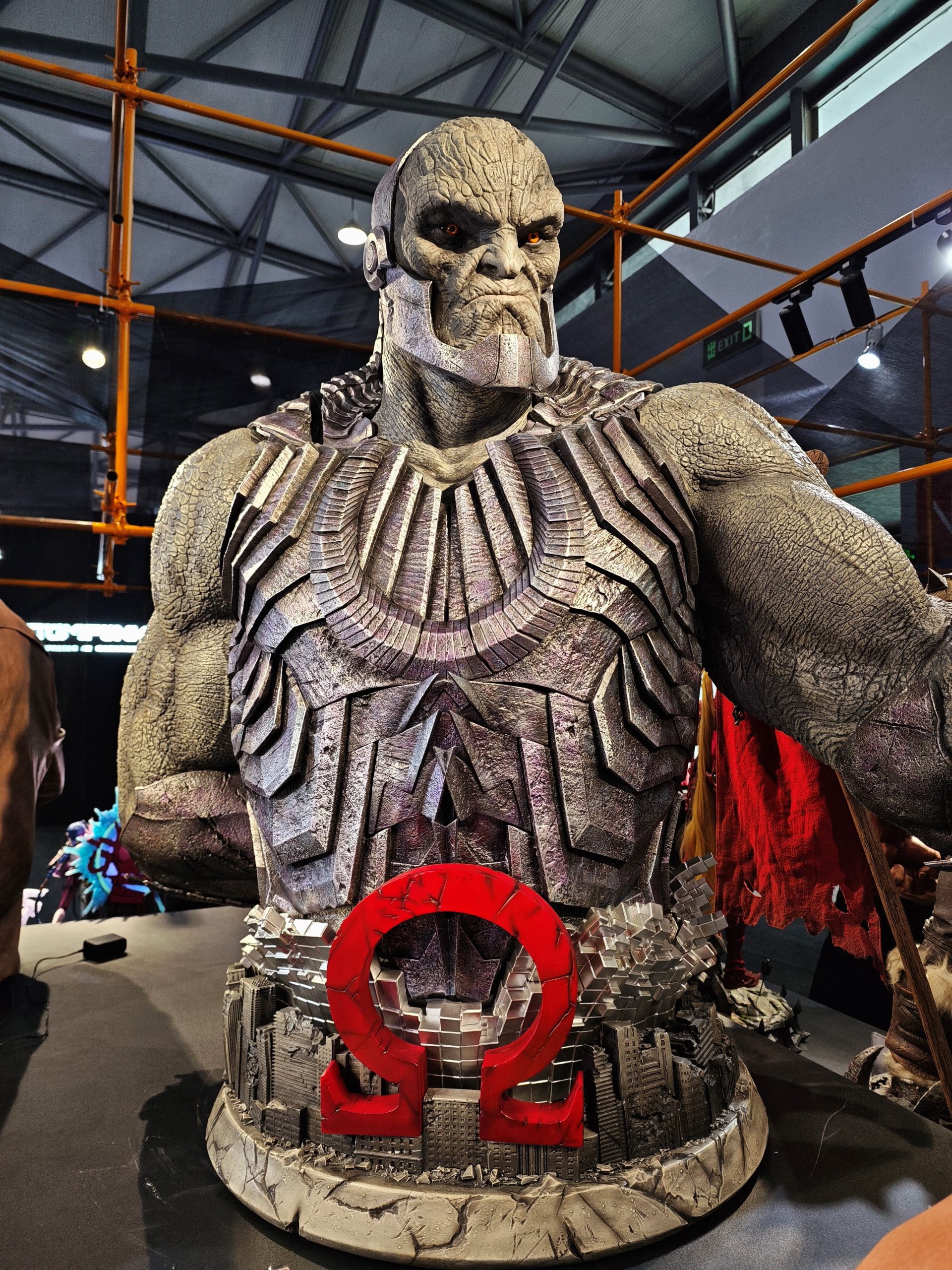 Darkseid Life-Size Bust Zack Snyder’s Justice League Limited 1/1 Collectible